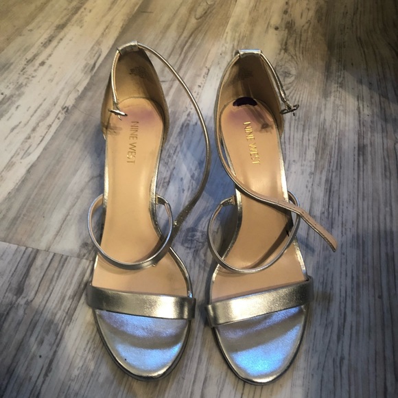 Nine West silver heels worn once - Picture 2 of 8